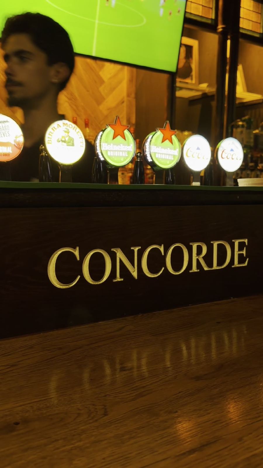 The Concorde name in gold on the bar
